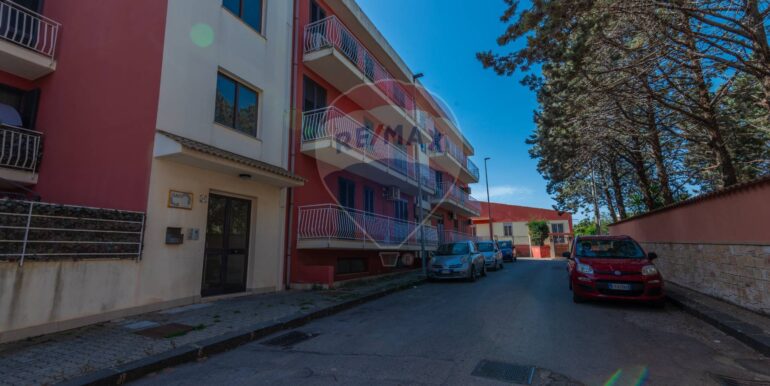 20251010192440-993056-32