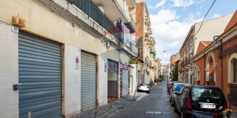 2025101083825-992816-3