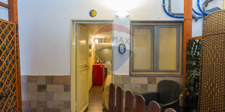 2025101083833-992816-5