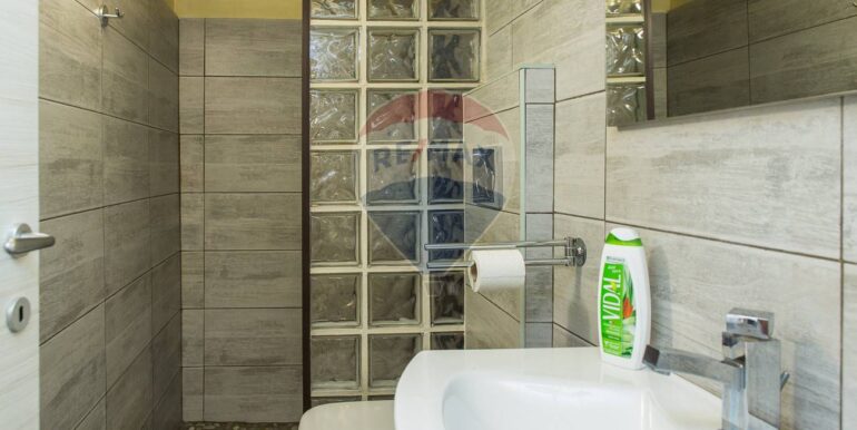 2025101083852-992816-11