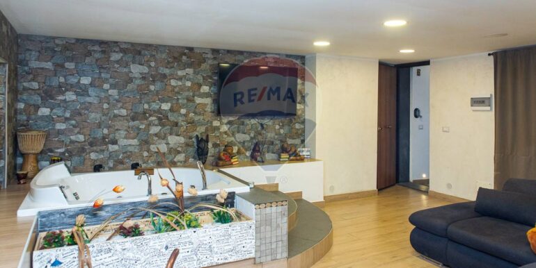 2025101083925-992816-20