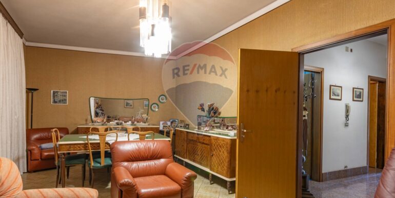 2025101091330-992787-6