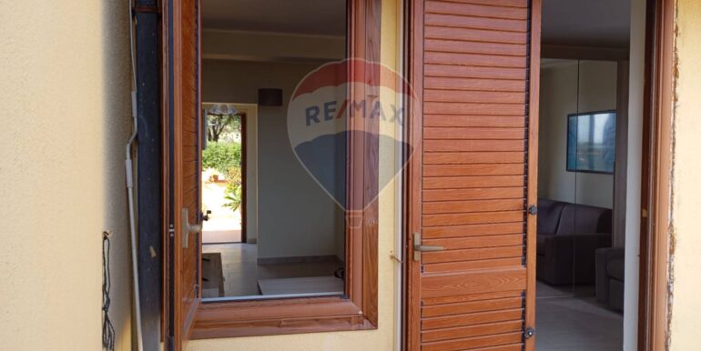 20251011113219-967175-19