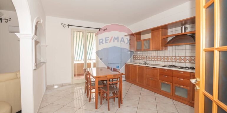 20251011122257-992389-11