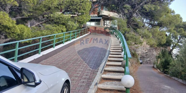 20251012202604-993159-15