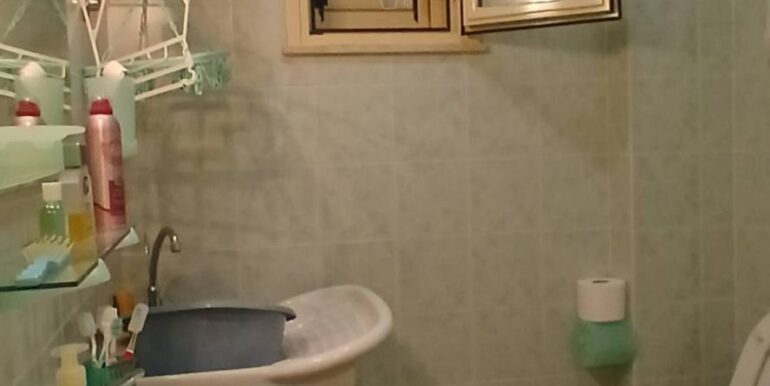 20251012213457-993163-7