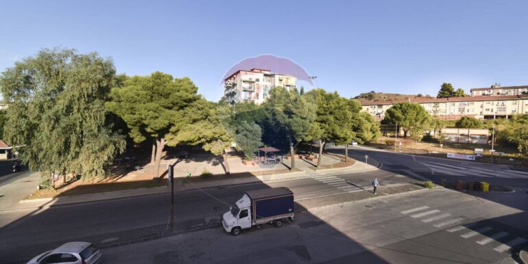 20251012215452-993165-9