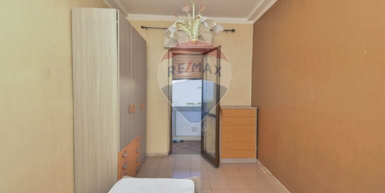 20251012215512-993165-18