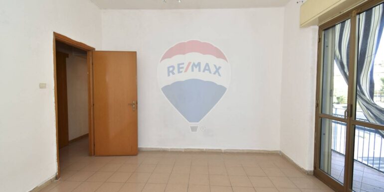 20251012215516-993165-20