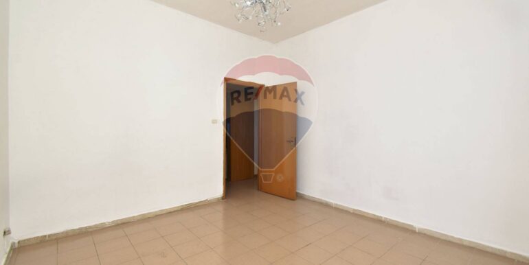 20251012215519-993165-22