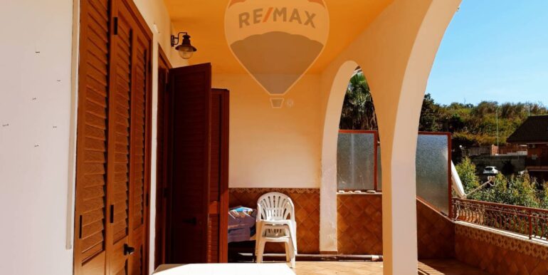 20251012224504-993166-32