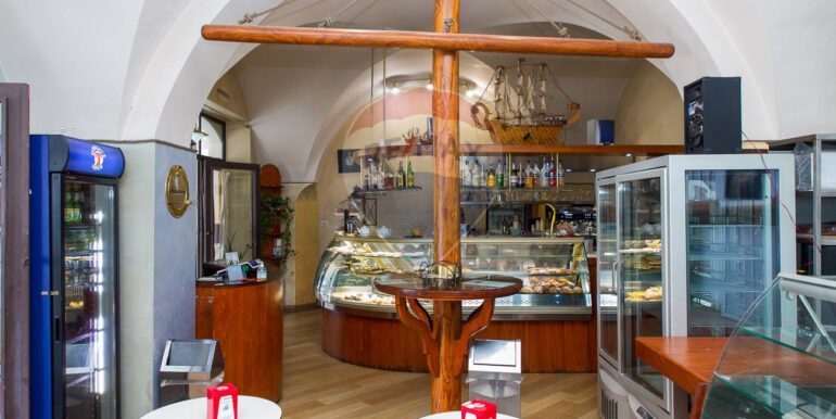 20251013104934-988844-18