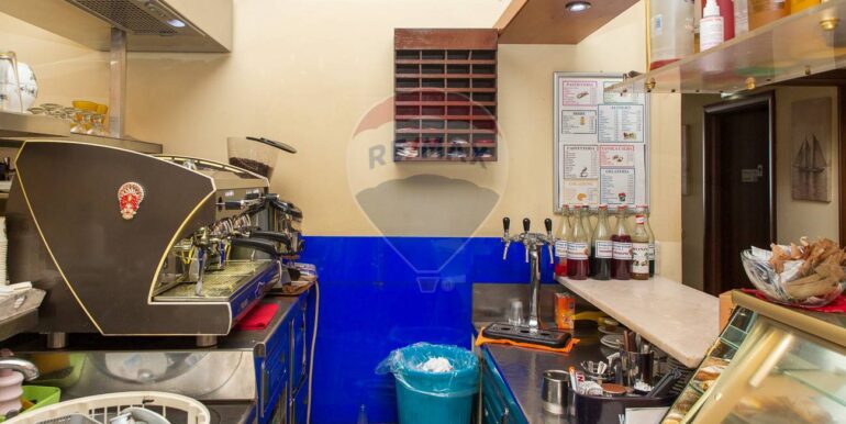 20251013105021-988844-31