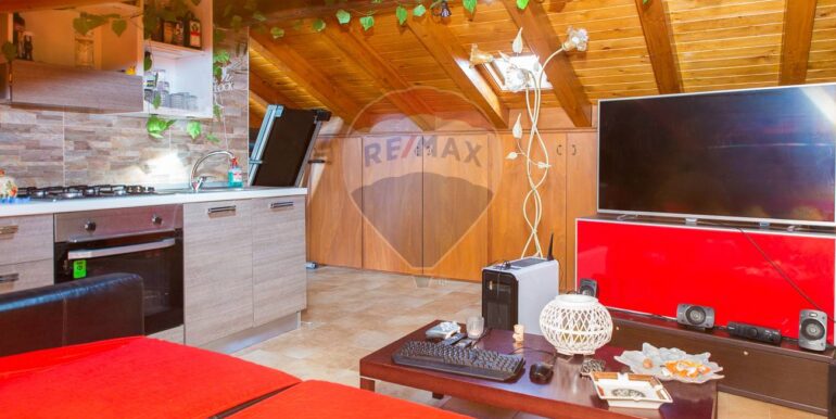 20251013111721-992580-10