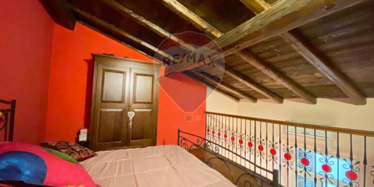 20251013124133-993300-21