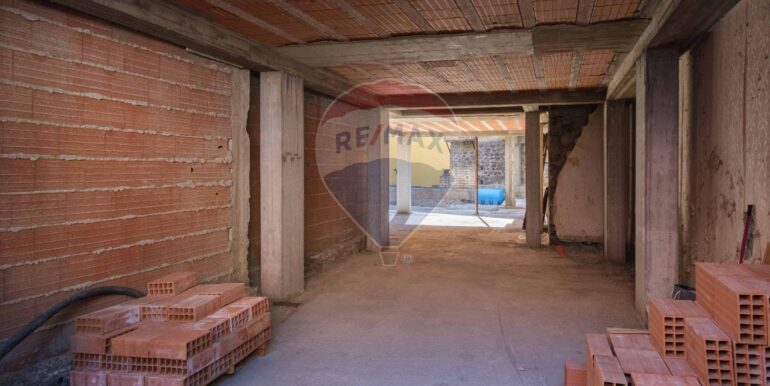 20251013171045-993378-16