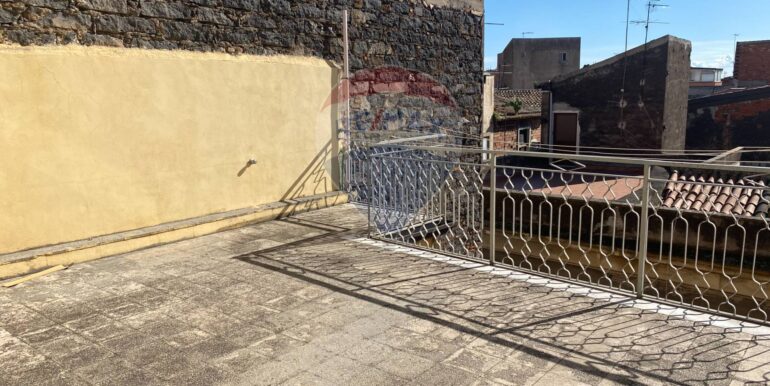 20251013173729-993396-17