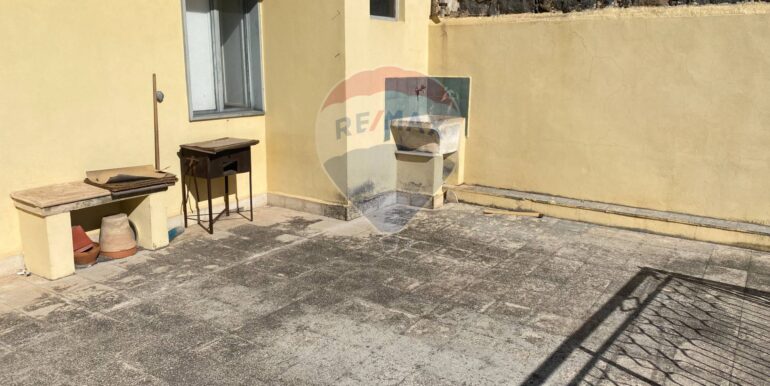 20251013173729-993396-18