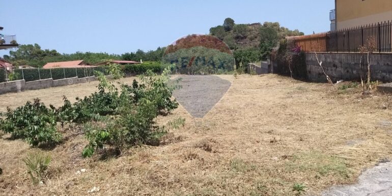 20251013182213-993411-16