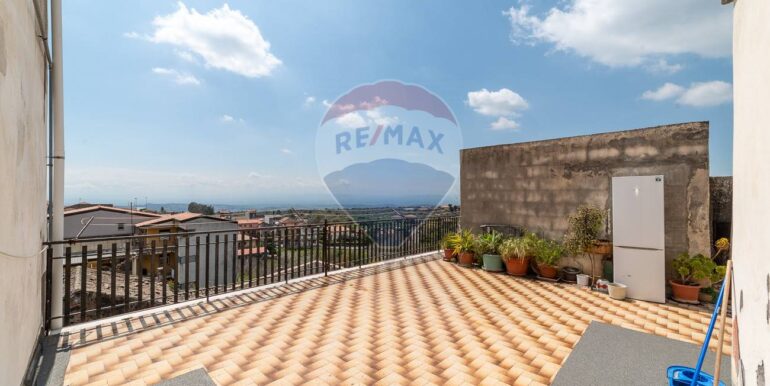 20251013195635-993470-1