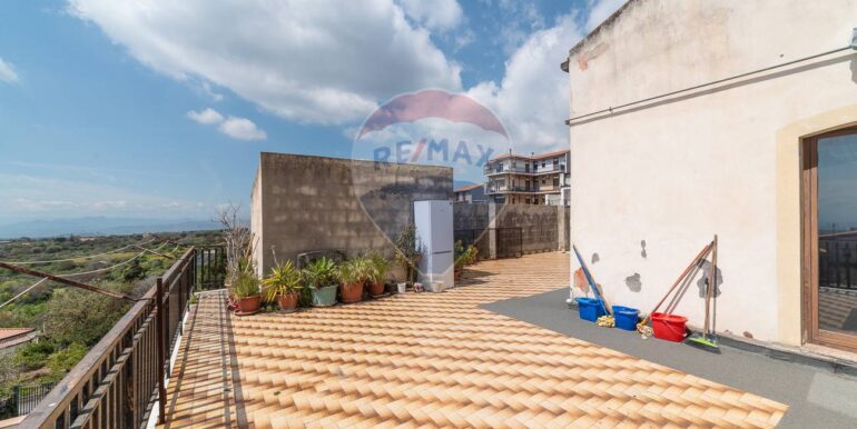 20251013195639-993470-2