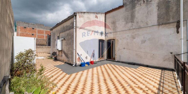 20251013195648-993470-5