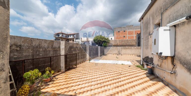 20251013195652-993470-6