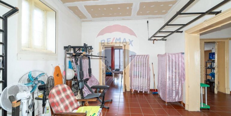 20251013195728-993470-17