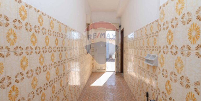 20251013204531-993129-10