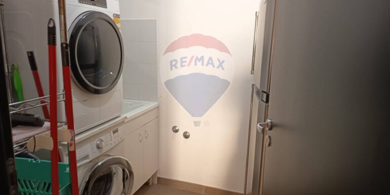 20251013215256-993480-6