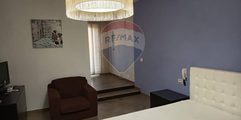 20251013215314-993480-13