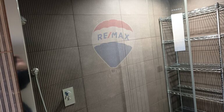 20251013215323-993480-16