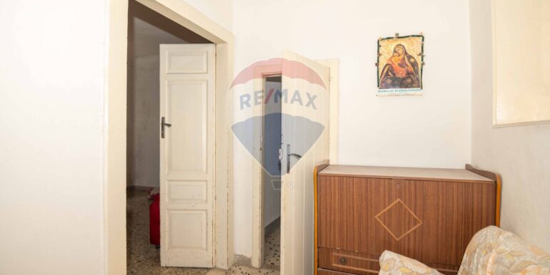 2025101395555-979693-3