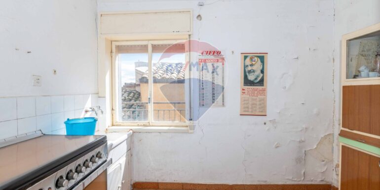 2025101395636-979693-15