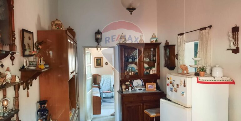 20251014102414-993510-8