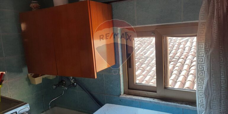 20251014102422-993510-11