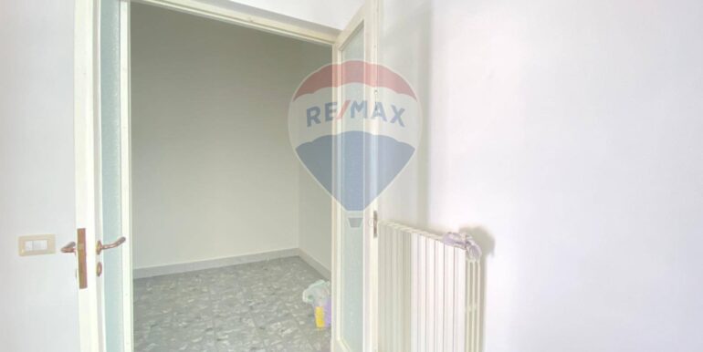 20251014190010-993315-11