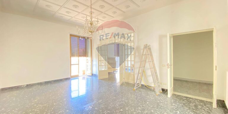 20251014190022-993315-15