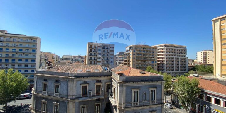 20251014190026-993315-17