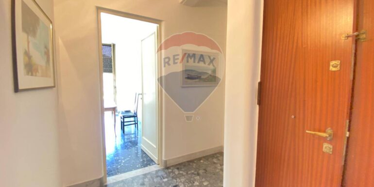 20251014190038-993315-22