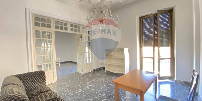 20251014190040-993315-23