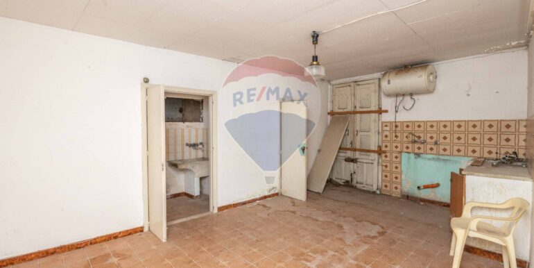 20251014194608-993714-1