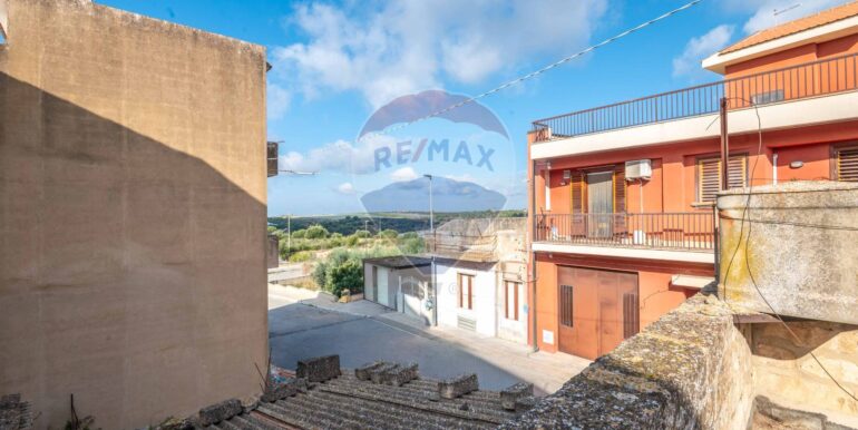 20251014194650-993714-16