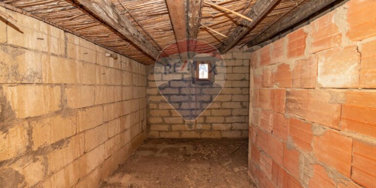 20251014194654-993714-17