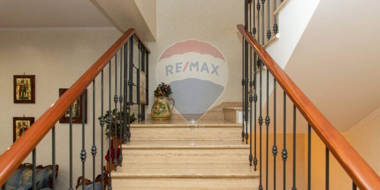 20251015100034-991695-30