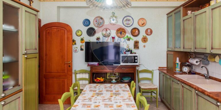 20251015100205-991695-50