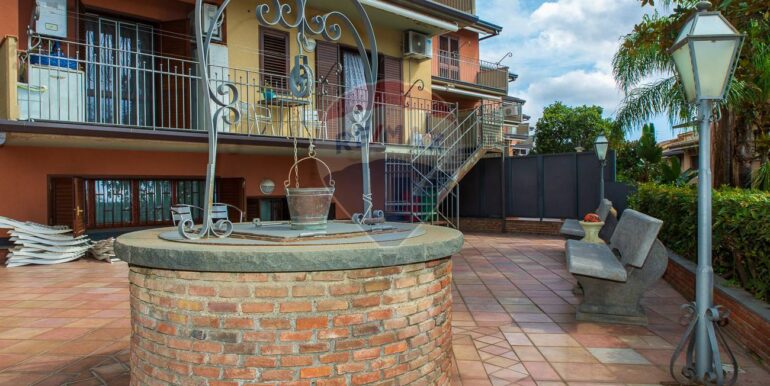 20251015100427-991695-70