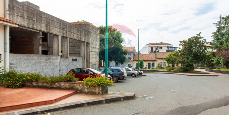 20251015165810-993869-5