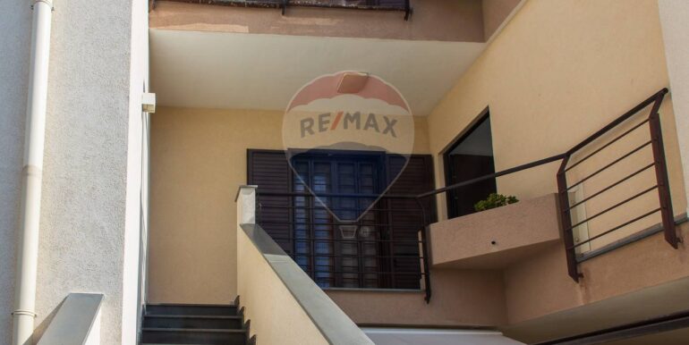 20251015200820-993927-8