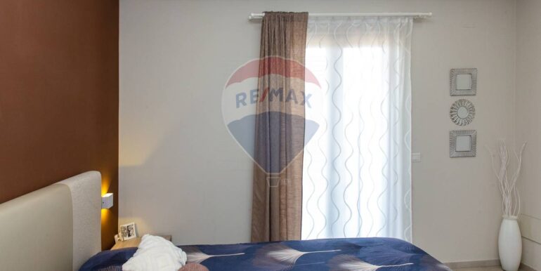 20251015200858-993927-19